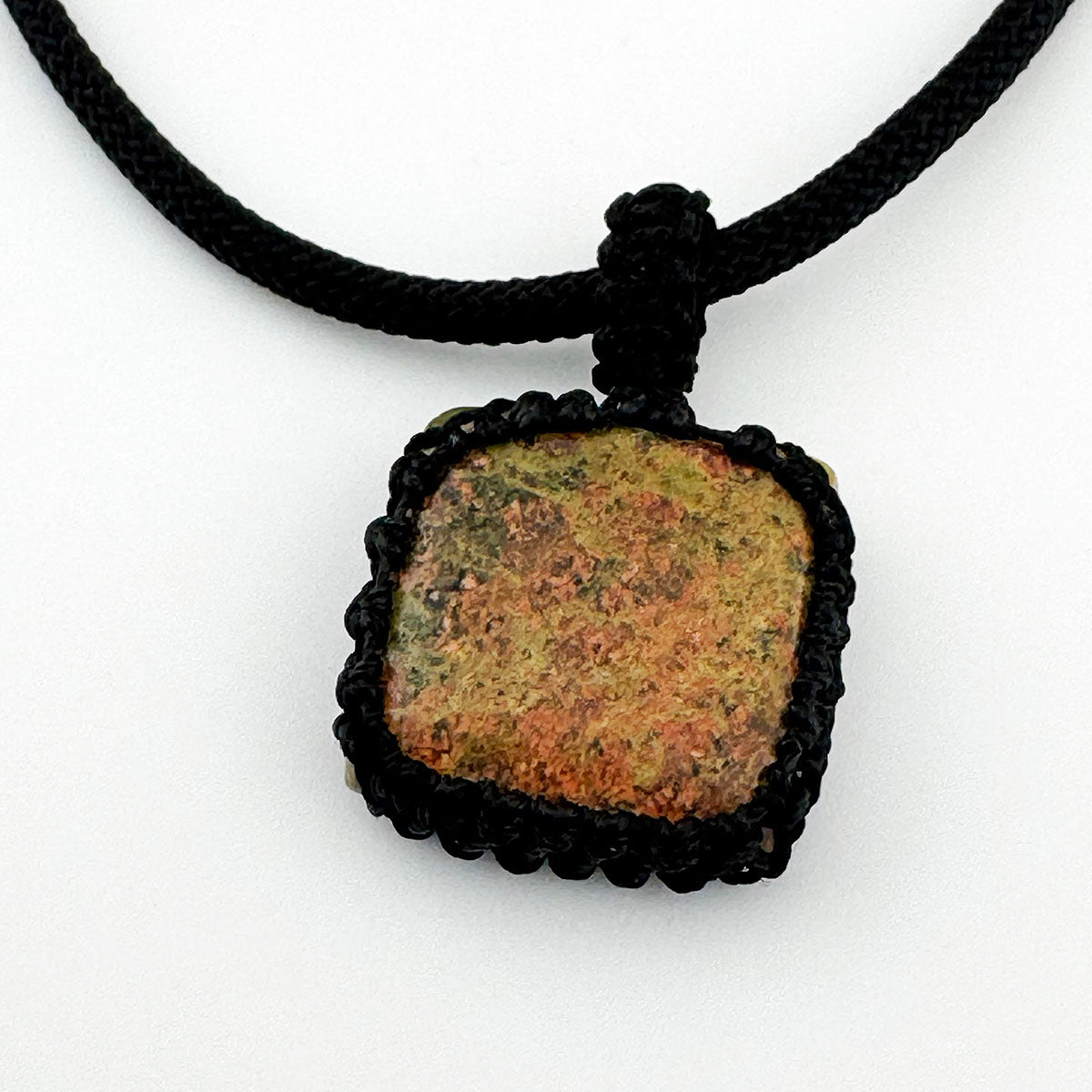 Weaved Gemstone Pendant necklaces