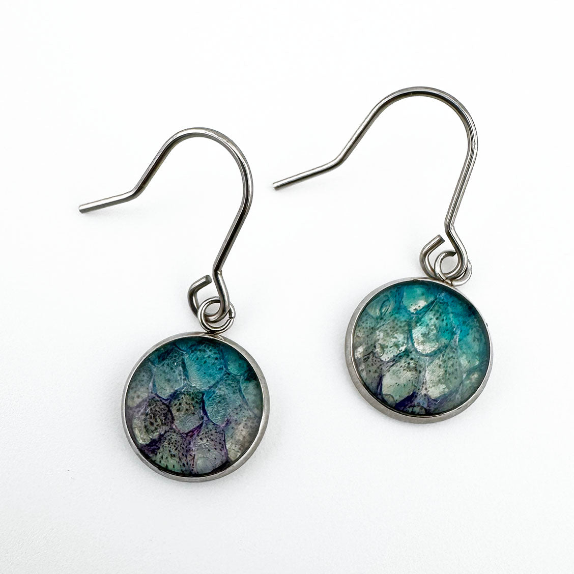 Fish Skin Drop earrings