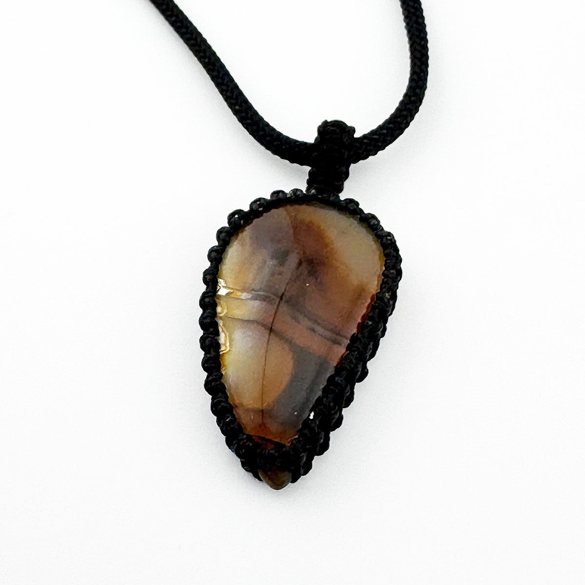 Weaved Gemstone Pendant necklaces