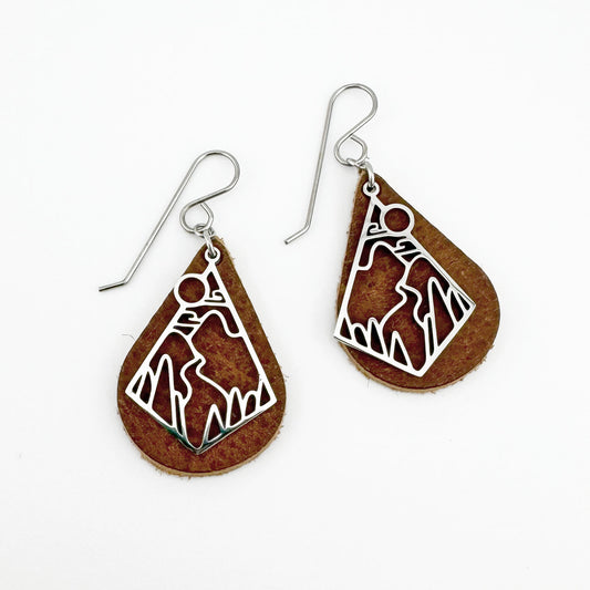 Leather Scenic Teardrop earrings